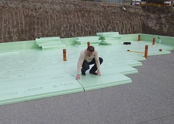 Bodenplatte verlegen, wenn Sie Ihr Haus selber bauen